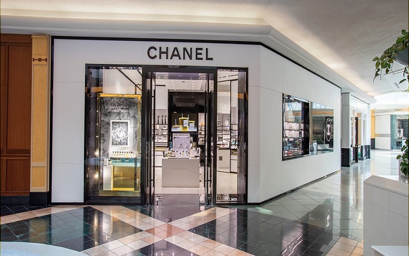 Dior vs. Chanel
